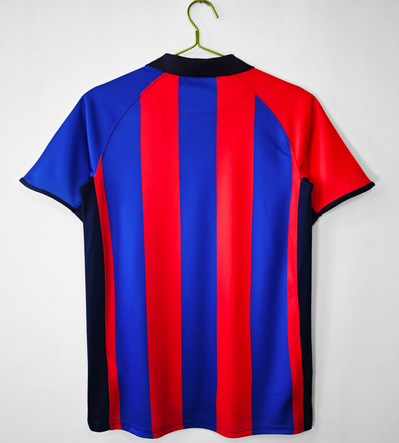 FC Barcelona Home Jersey 2001-02